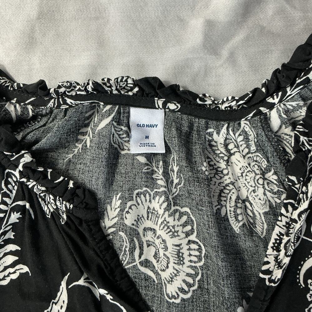 Old Navy Tiered Maxi Dress Size M Dark Cottagecore Floral Prairie Flowy Modest - Picture 9 of 15